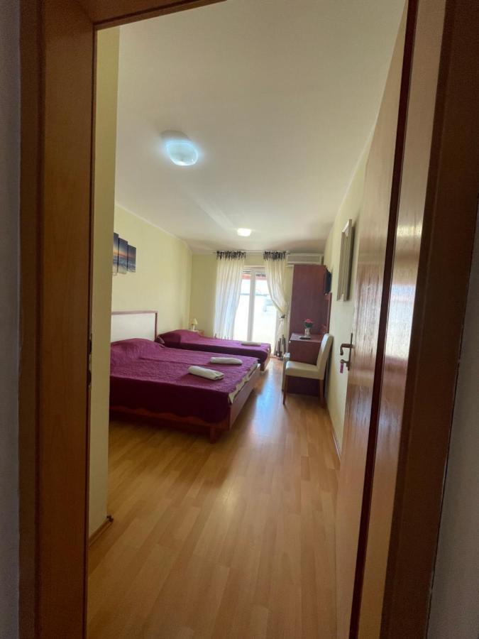 Pag Marina Rooms & Apartment 외부 사진