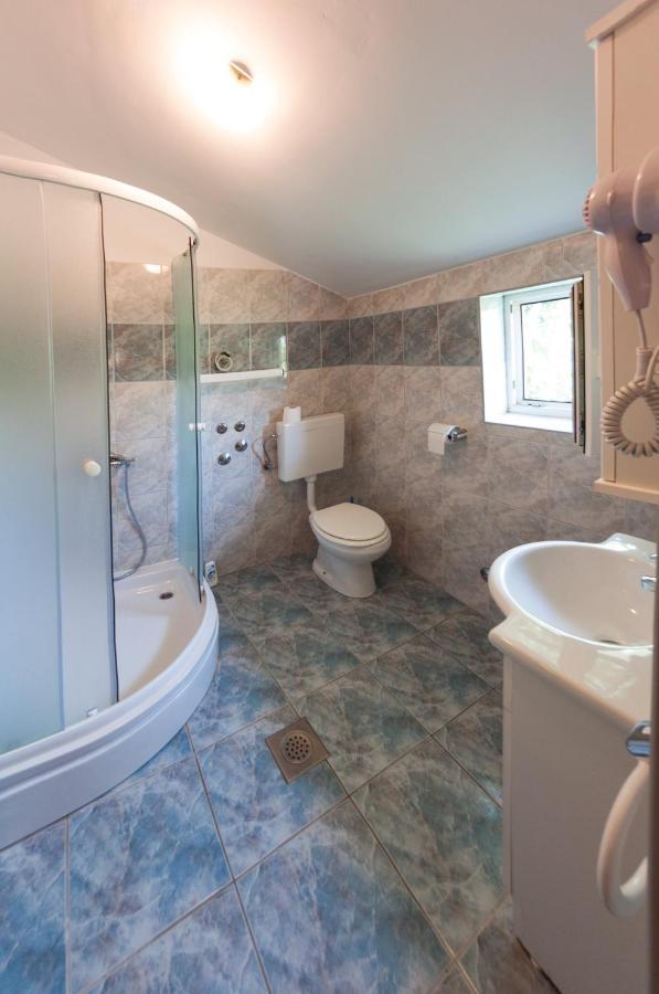 Pag Marina Rooms & Apartment 외부 사진