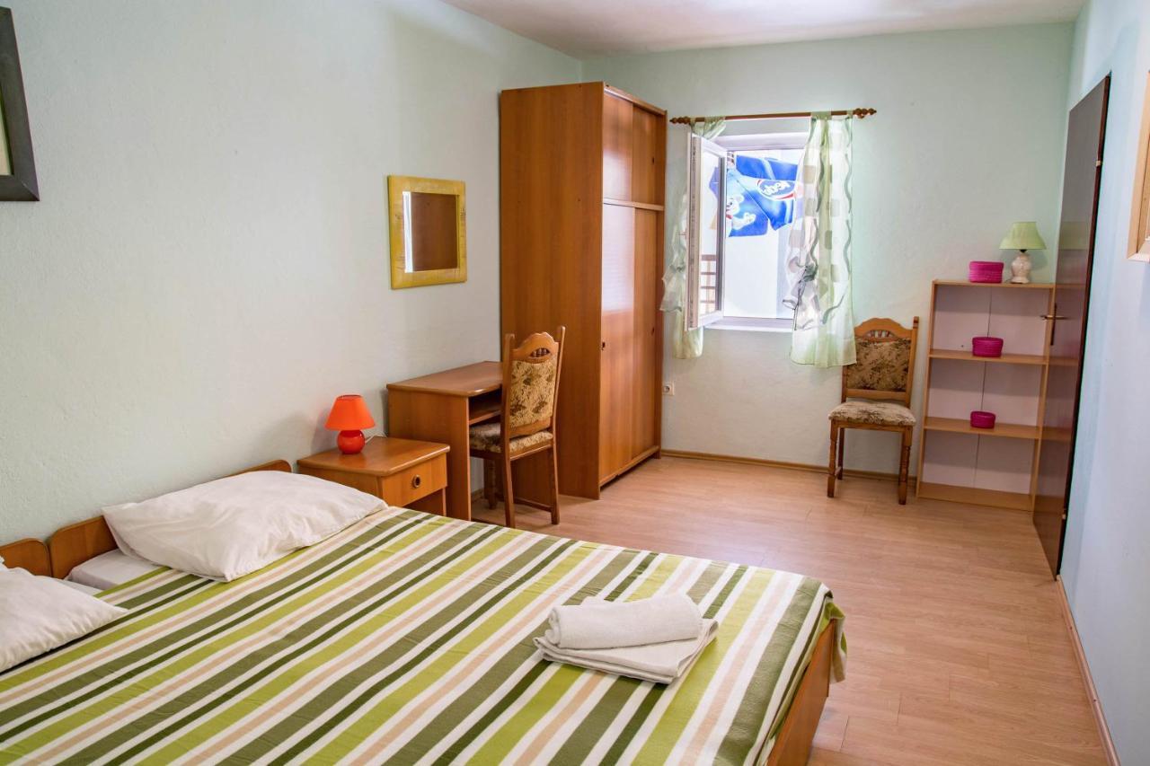 Pag Marina Rooms & Apartment 외부 사진